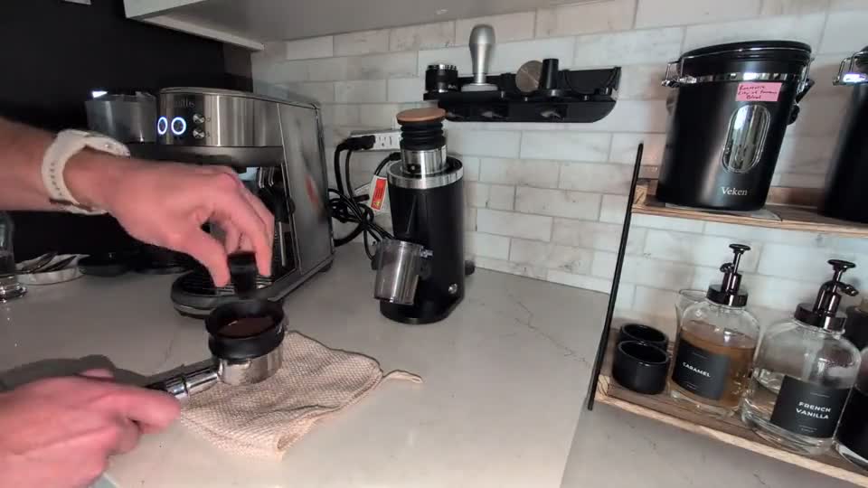 Espresso preparation: the WDT needle tool distributes the grounds